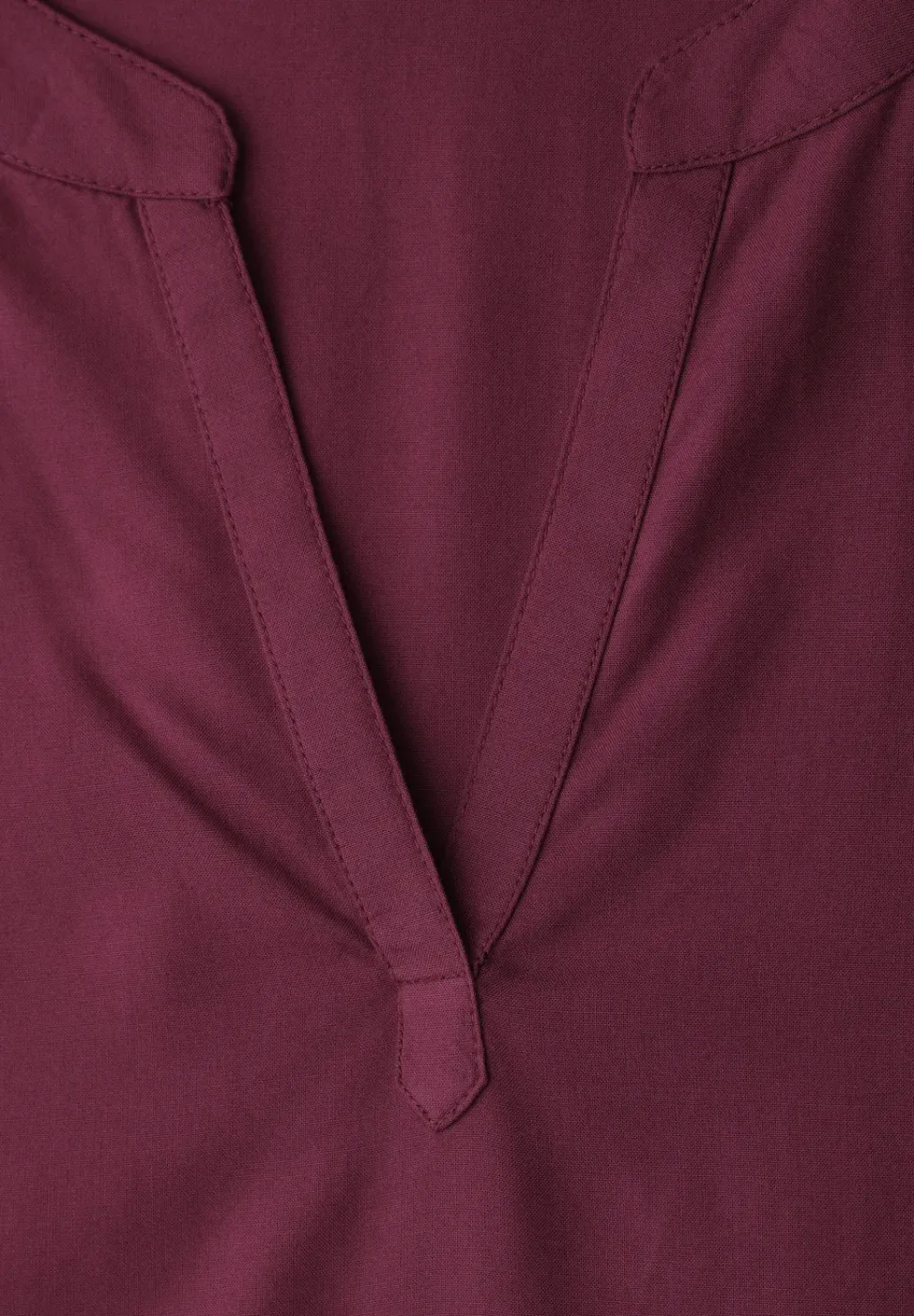 Blusenshirt in Unifarbe mit Split Neck