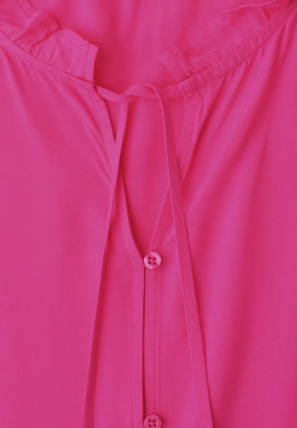 Blusentop mit Split Neck und Rüschen