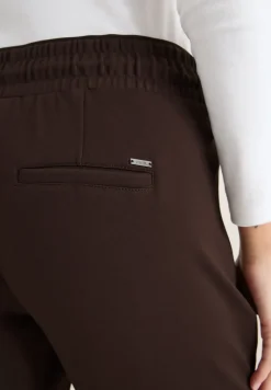 Casual Fit Hose