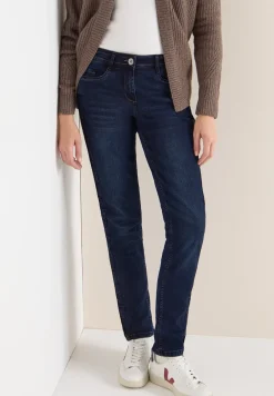 Casual Fit Jeans