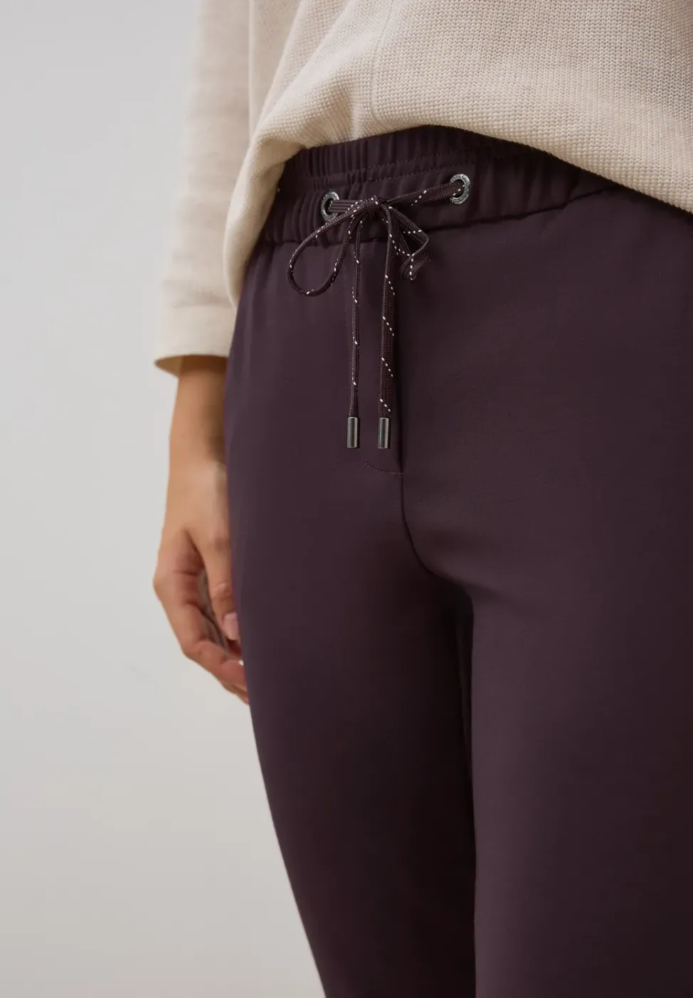 Casual Fit Hose