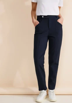 Casual Fit Hose