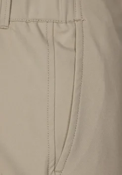 Casual Fit Hose