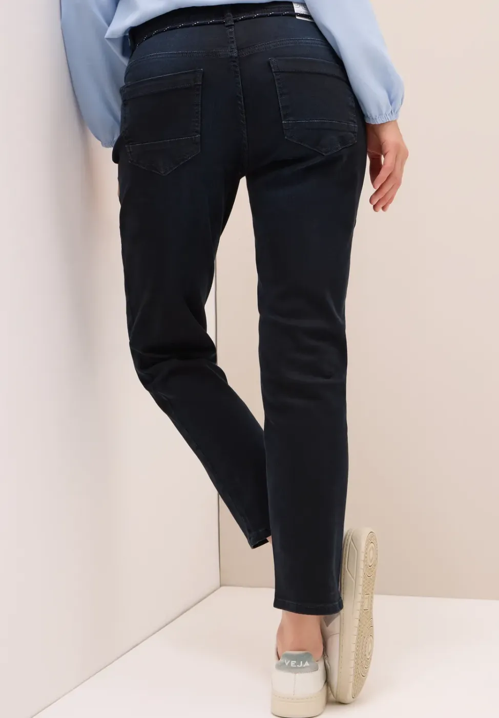 Casual Fit Jeans