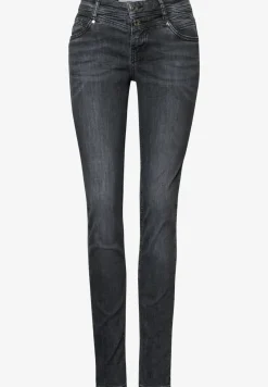 Casual Fit Jeans