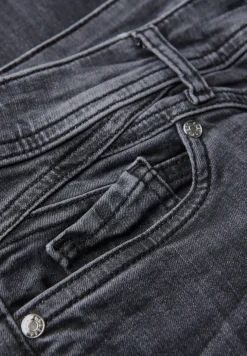 Casual Fit Jeans