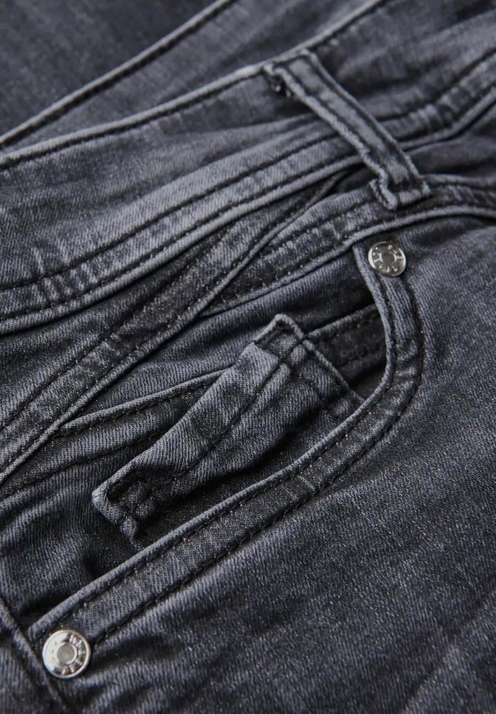 Casual Fit Jeans