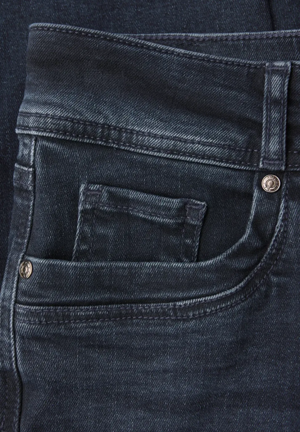 Casual Fit Jeans