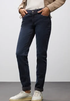 Casual Fit Jeans
