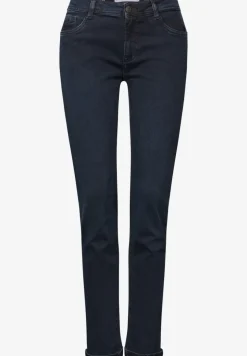 Casual Fit Jeans