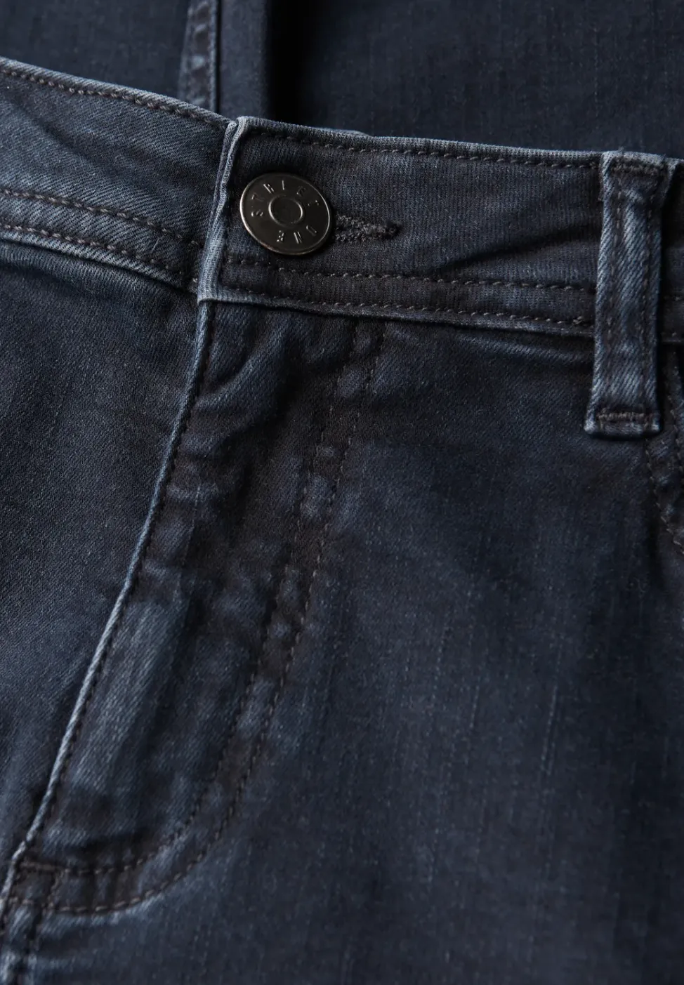 Casual Fit Jeans