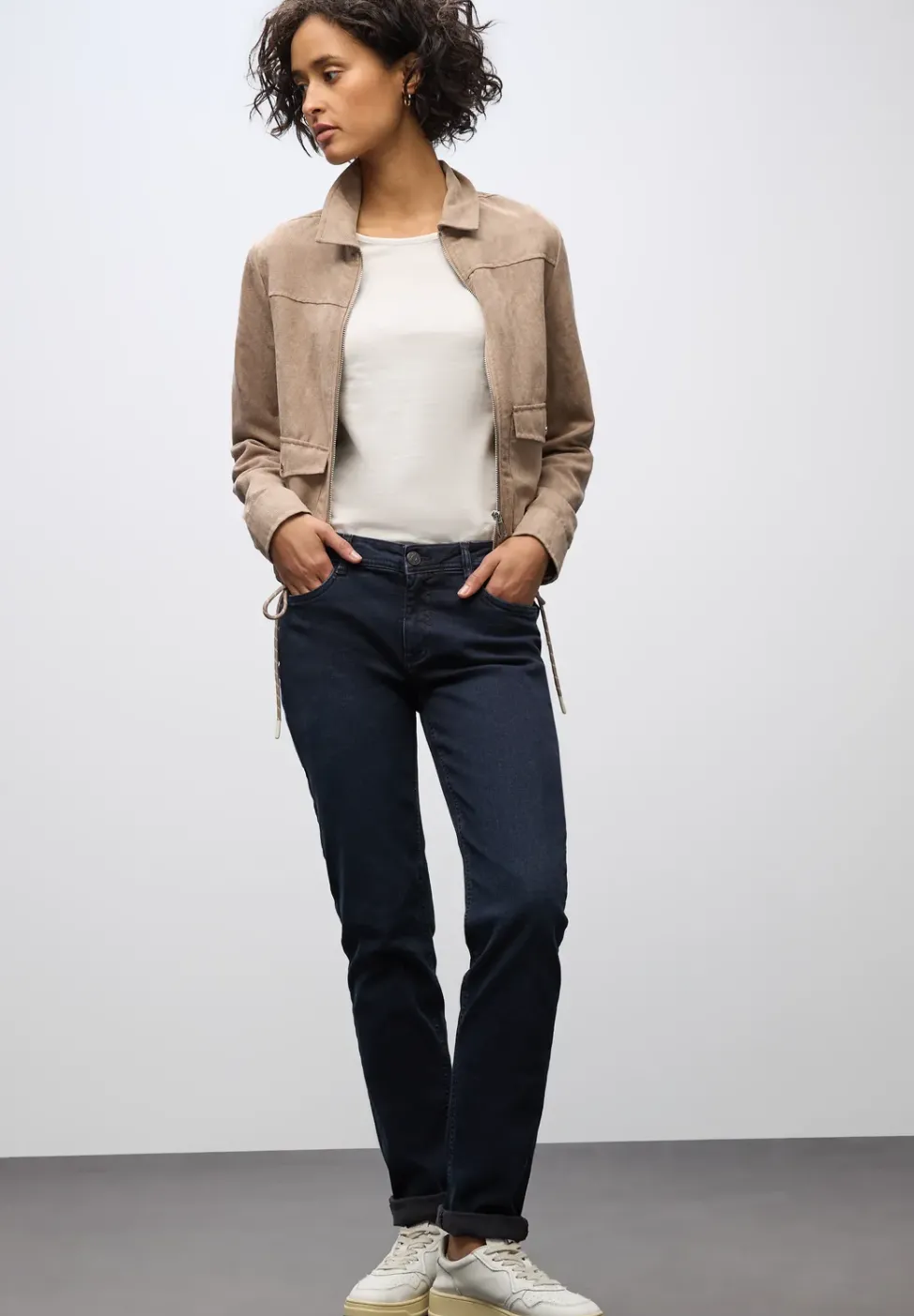 Casual Fit Jeans