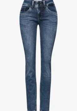 Casual Fit Jeans