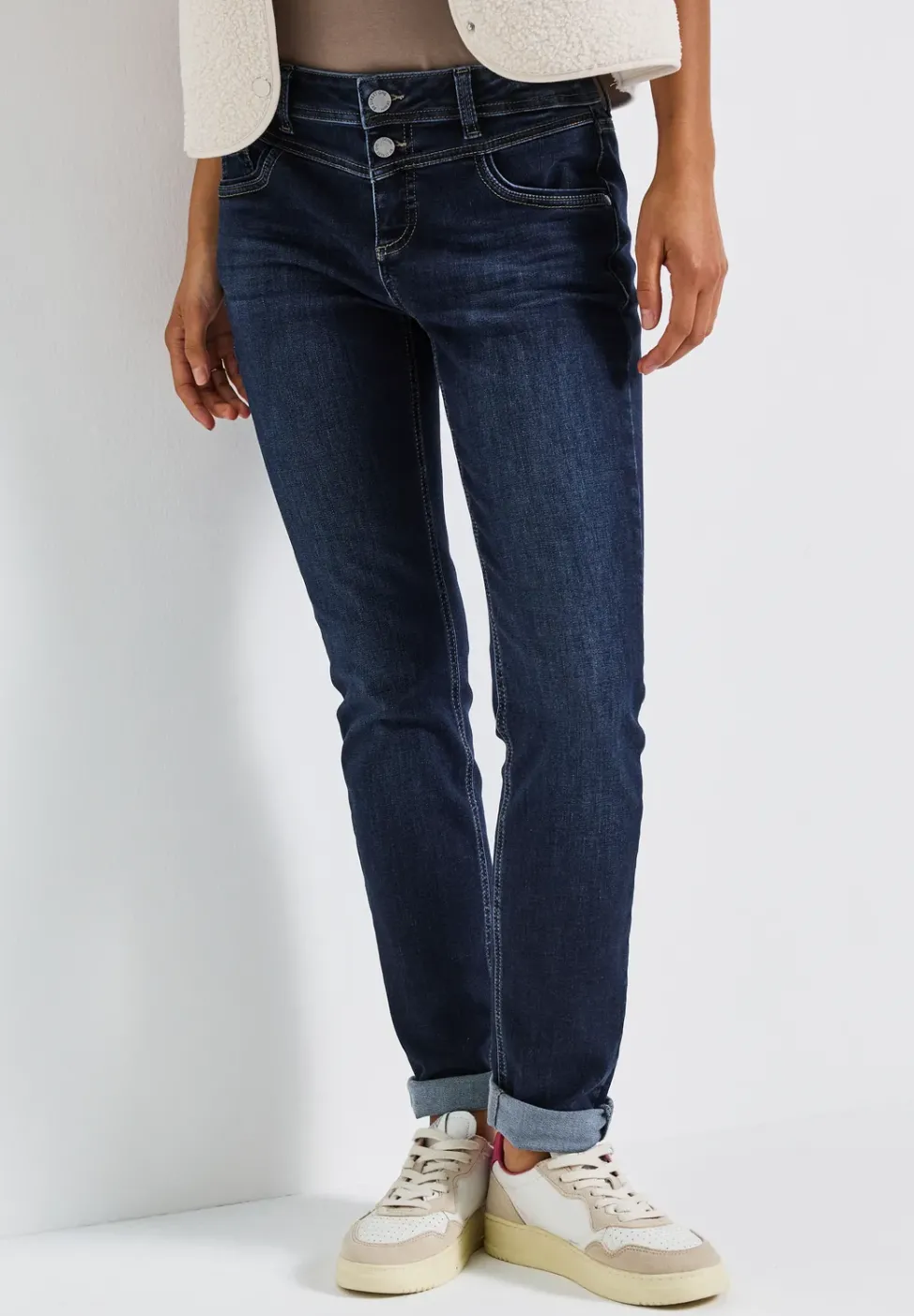 Casual Fit Jeans