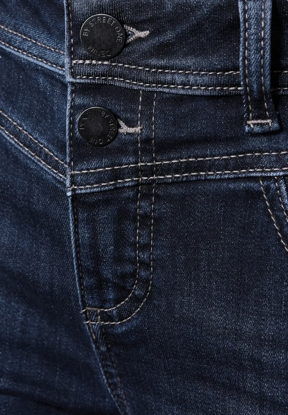 Casual Fit Jeans