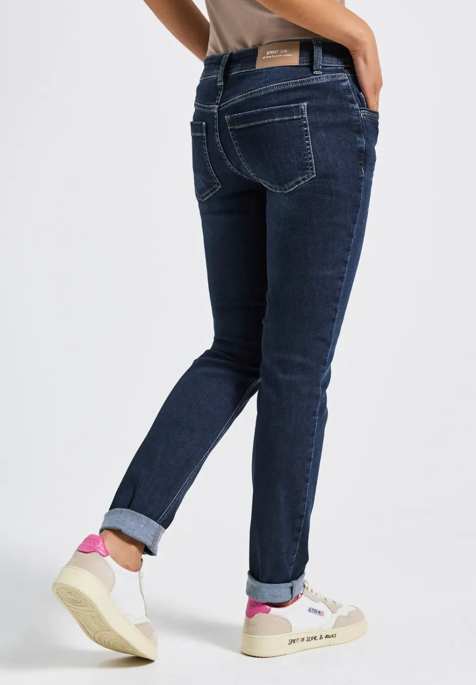 Casual Fit Jeans