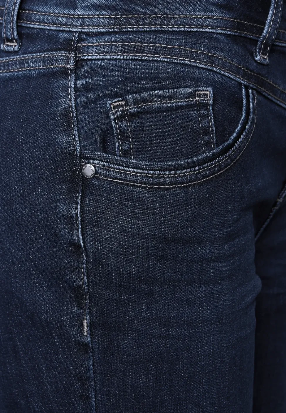 Casual Fit Jeans