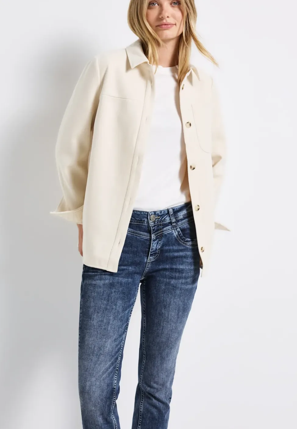 Casual Fit Jeans