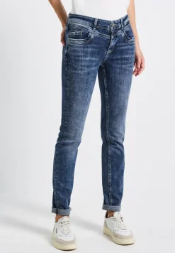 Casual Fit Jeans