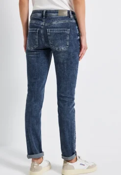 Casual Fit Jeans