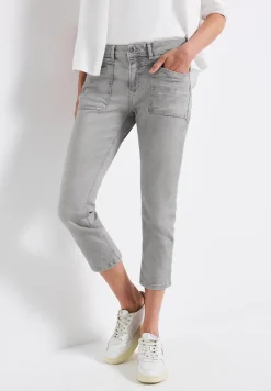 Casual Fit Jeans