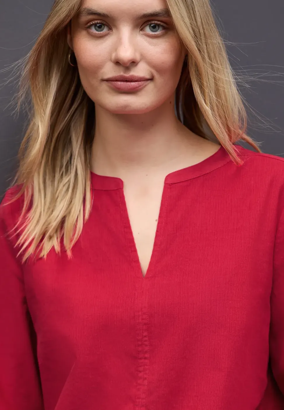 Cordbluse in Unifarbe
