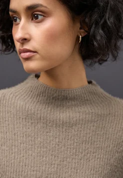 Federgarn Pullover
