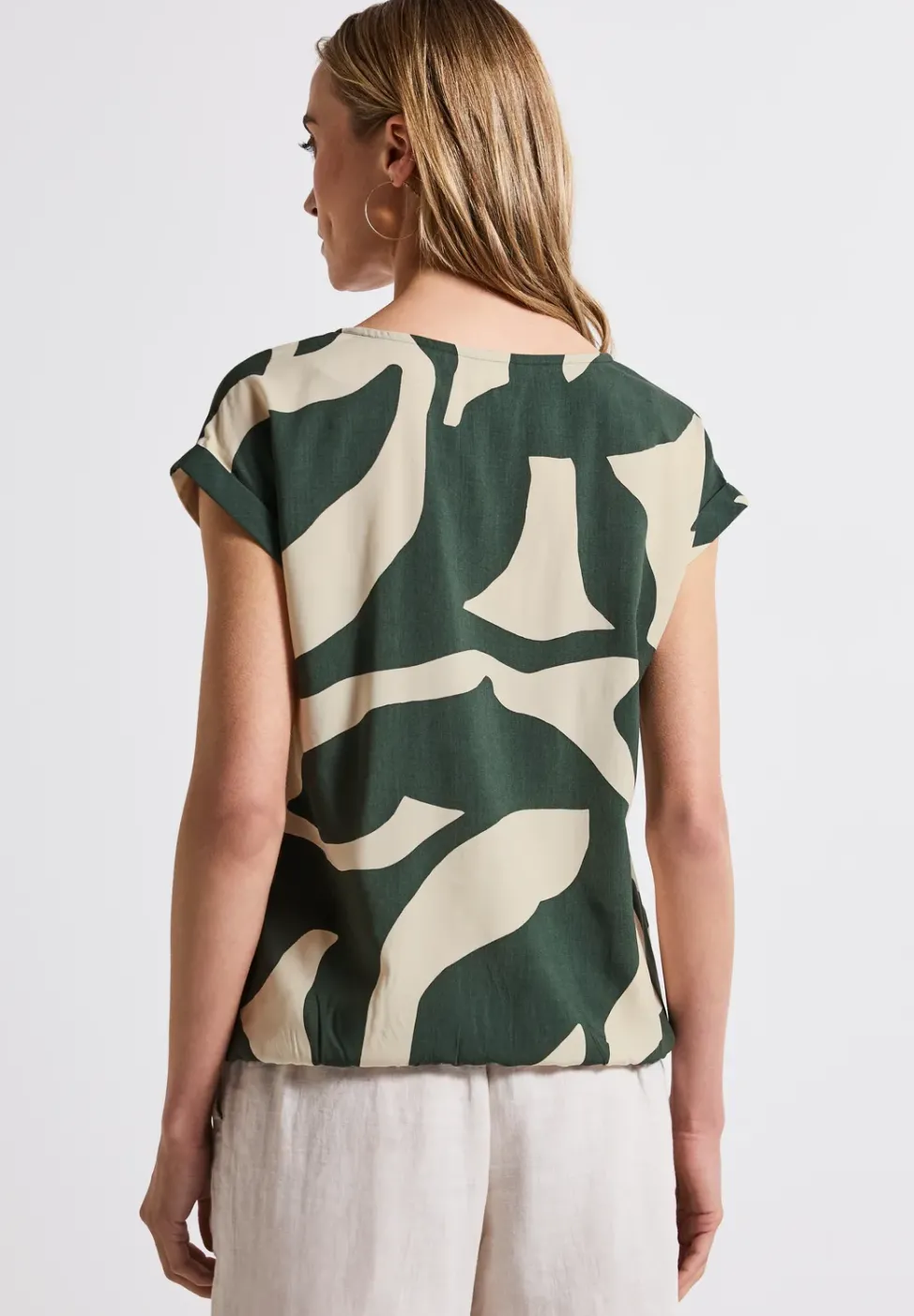 Gemusterte Bluse