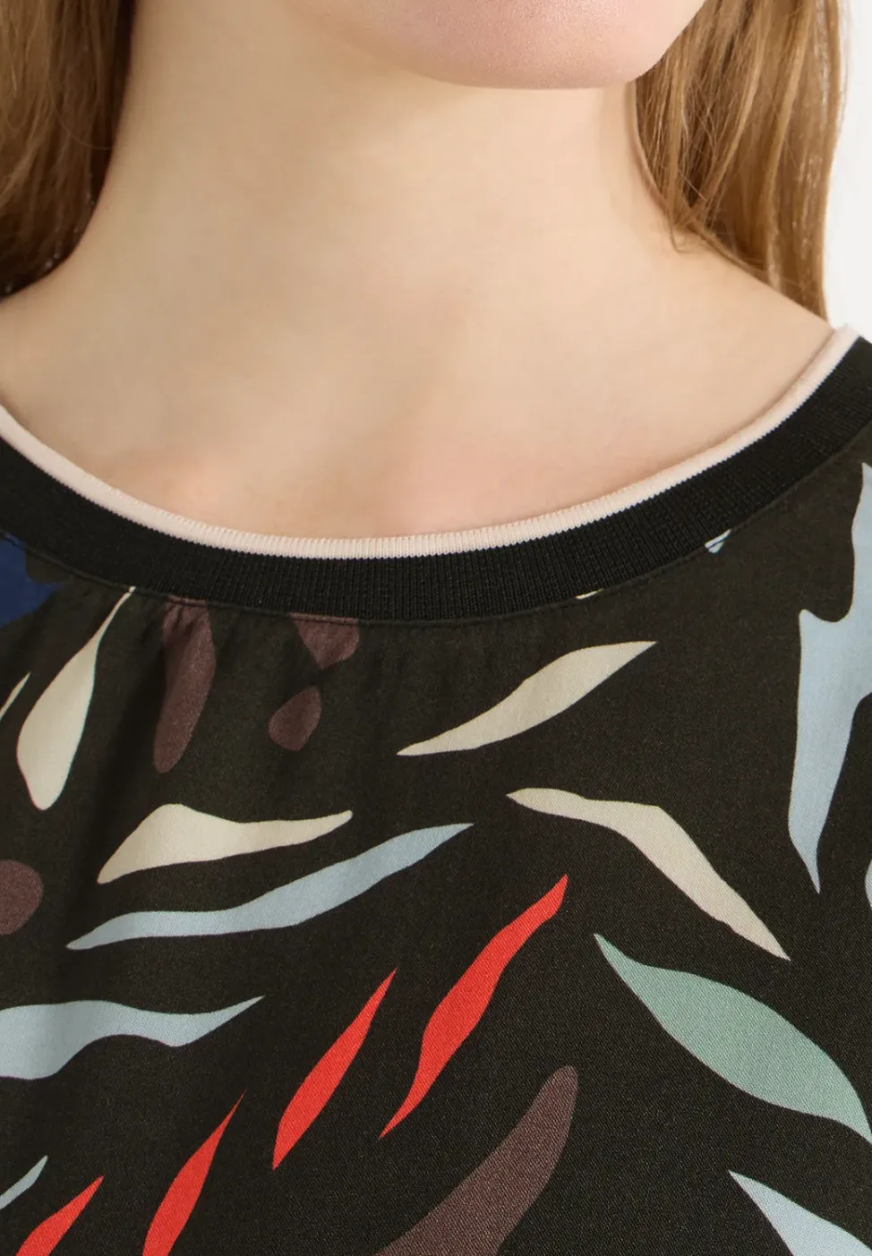 Gemusterte Bluse