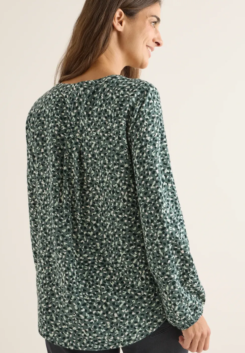 Gemusterte Bluse