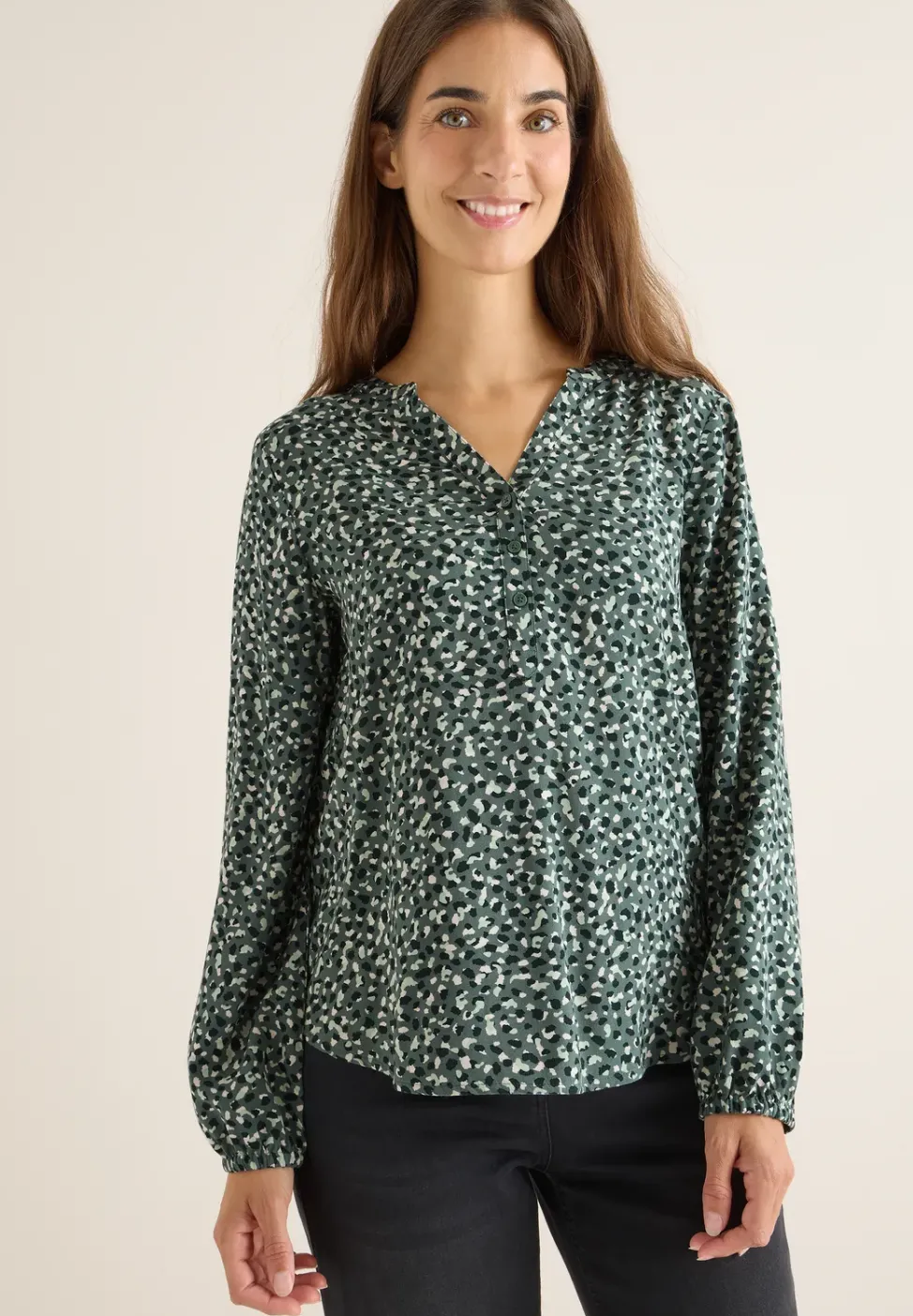 Gemusterte Bluse