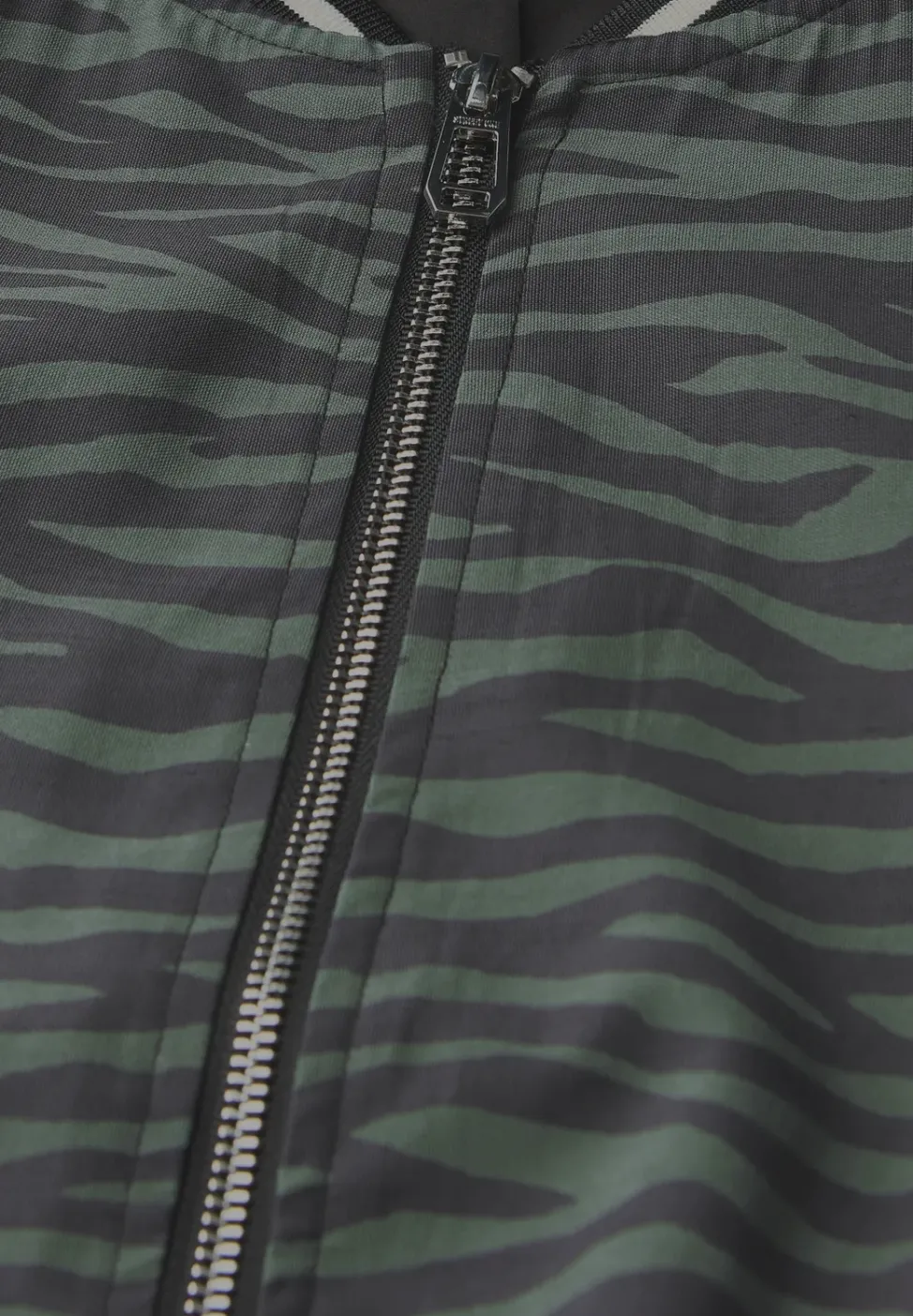 Gemusterter Blouson