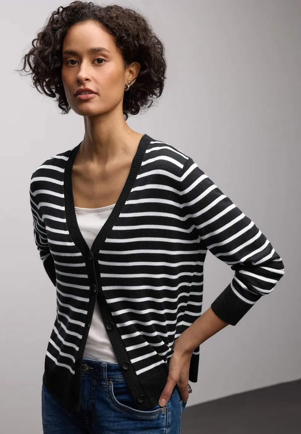 Gestreifter Cardigan