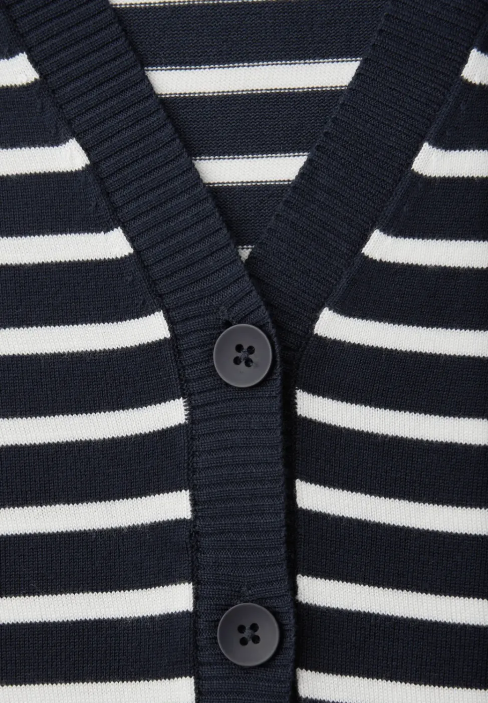 Gestreifter Cardigan