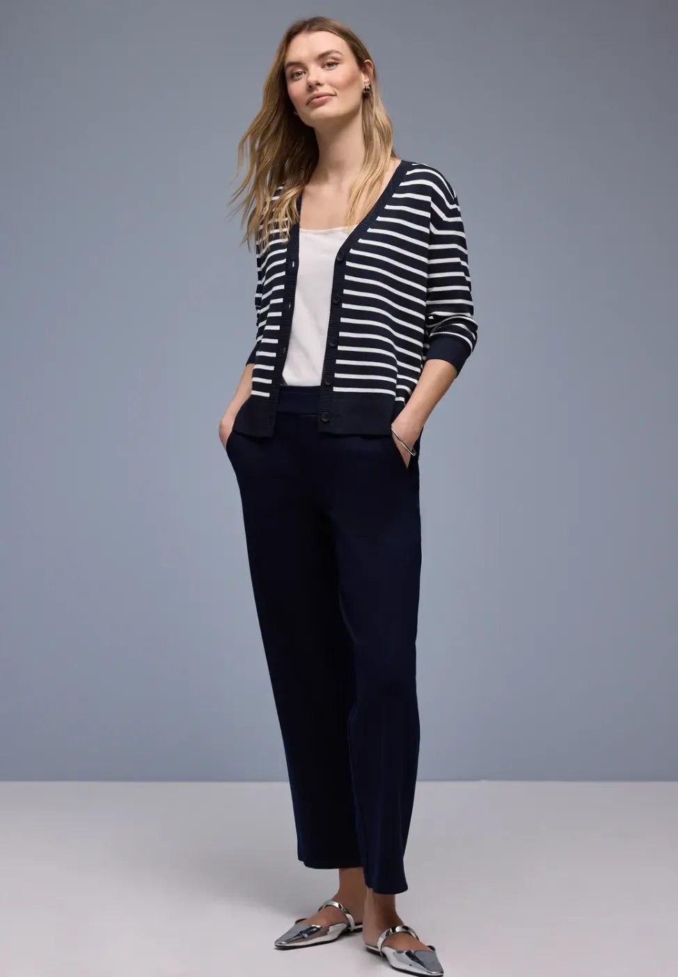 Gestreifter Cardigan