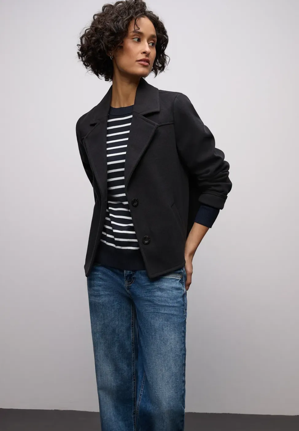 Gestreifter Pullover