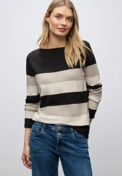 Gestreifter Pullover