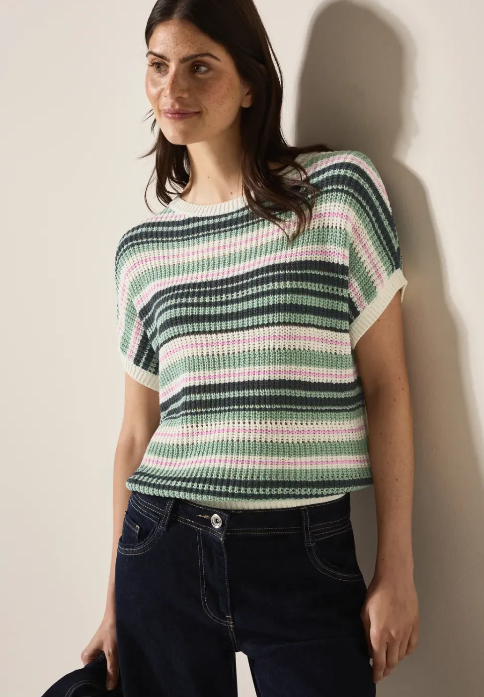 Gestreifter Pullover