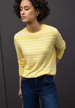 Gestreifter Pullover