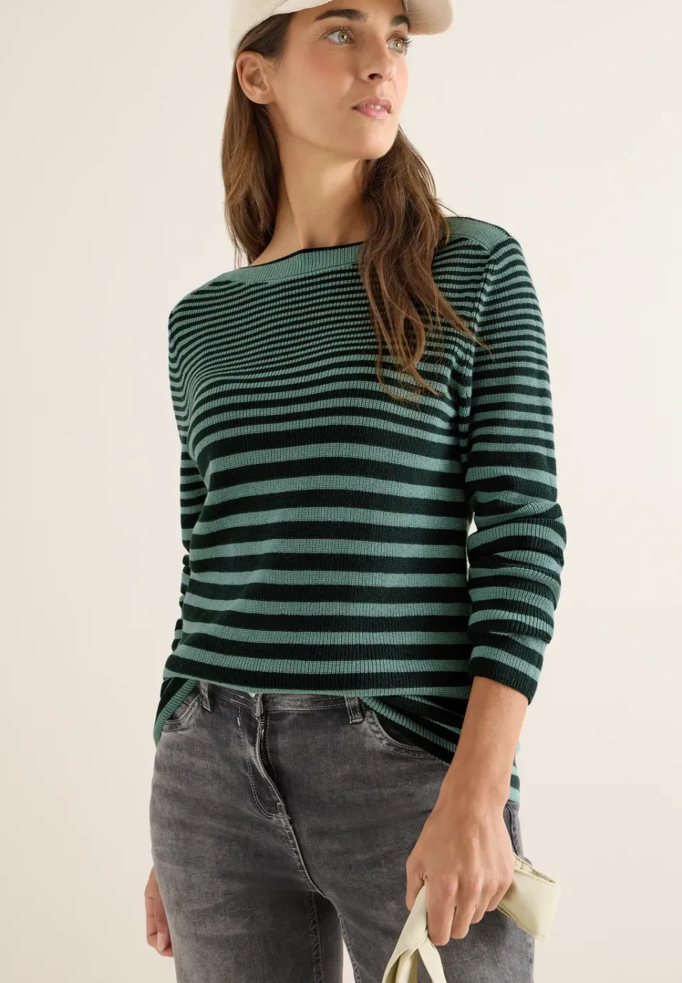 Gestreifter Pullover