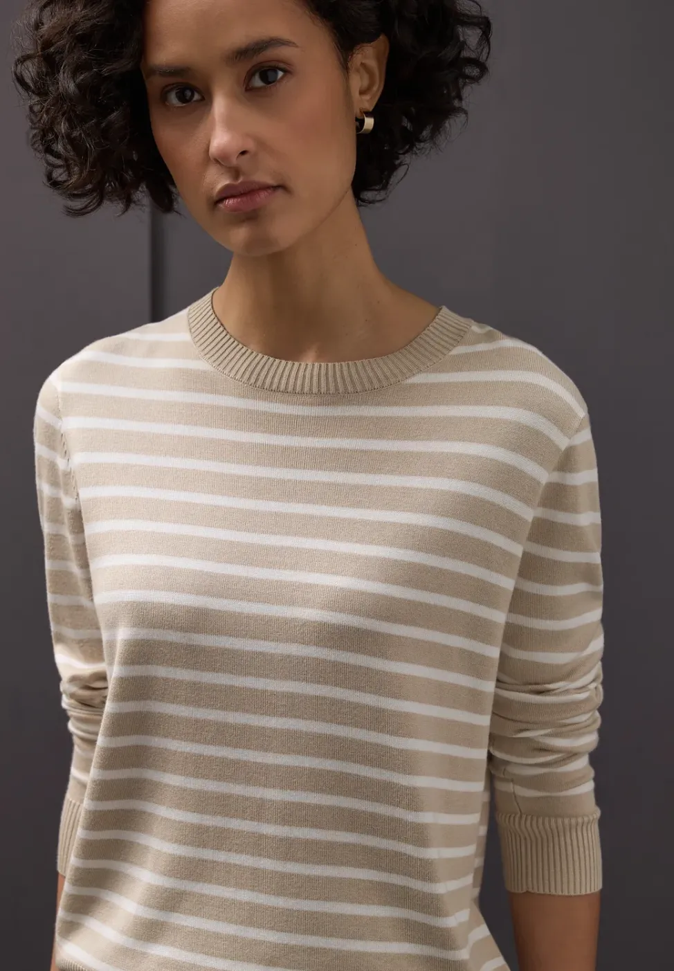 Gestreifter Pullover