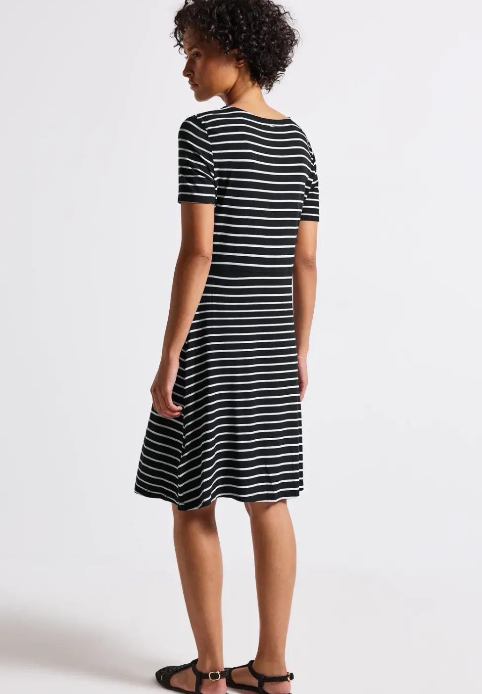 Gestreiftes Jersey-Kleid