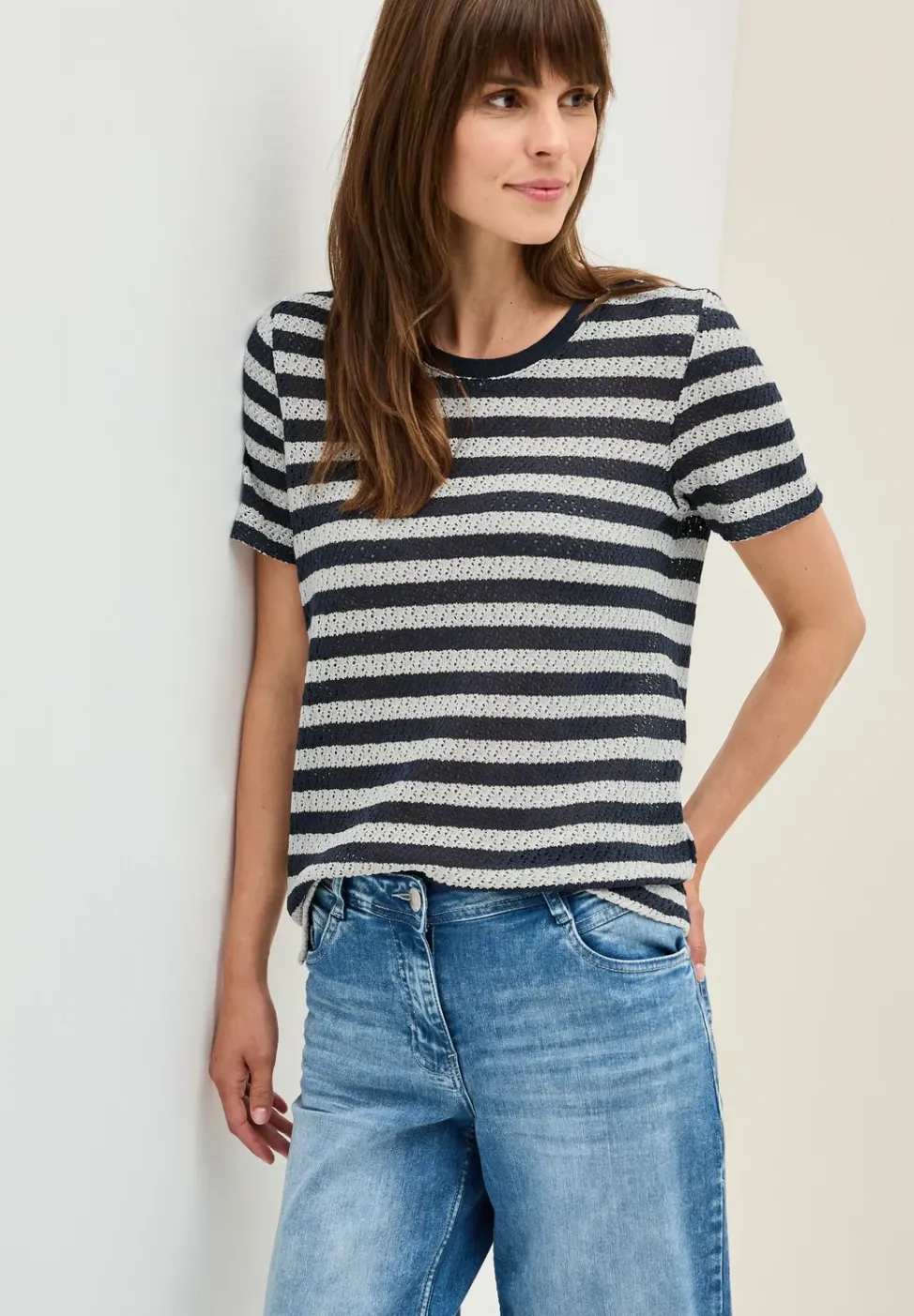 Gestreiftes Ajour T-Shirt