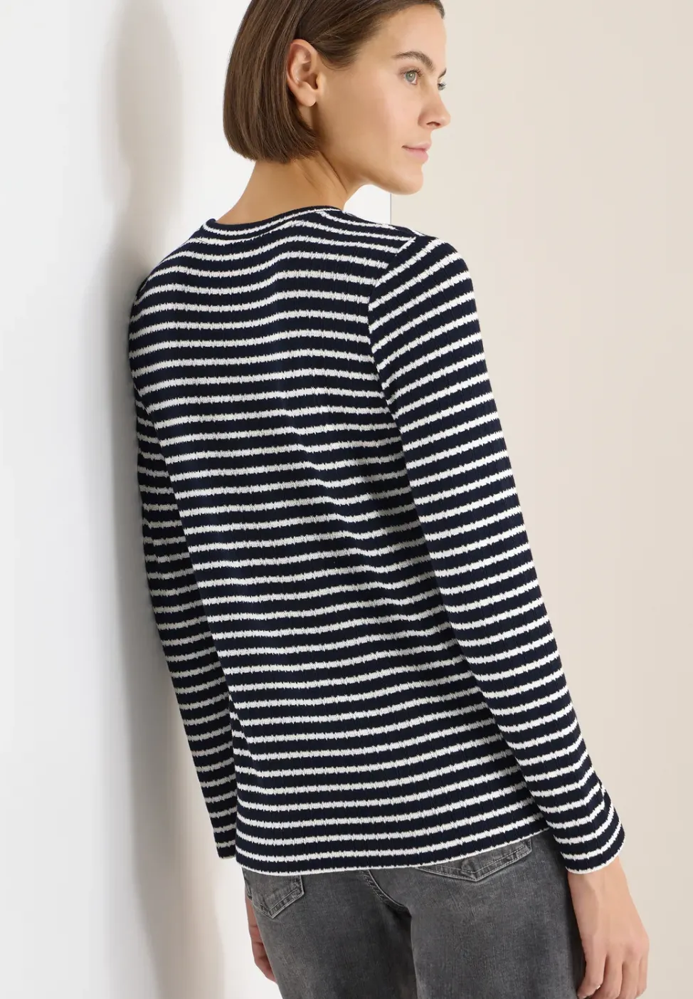 Gestreiftes Langarmshirt