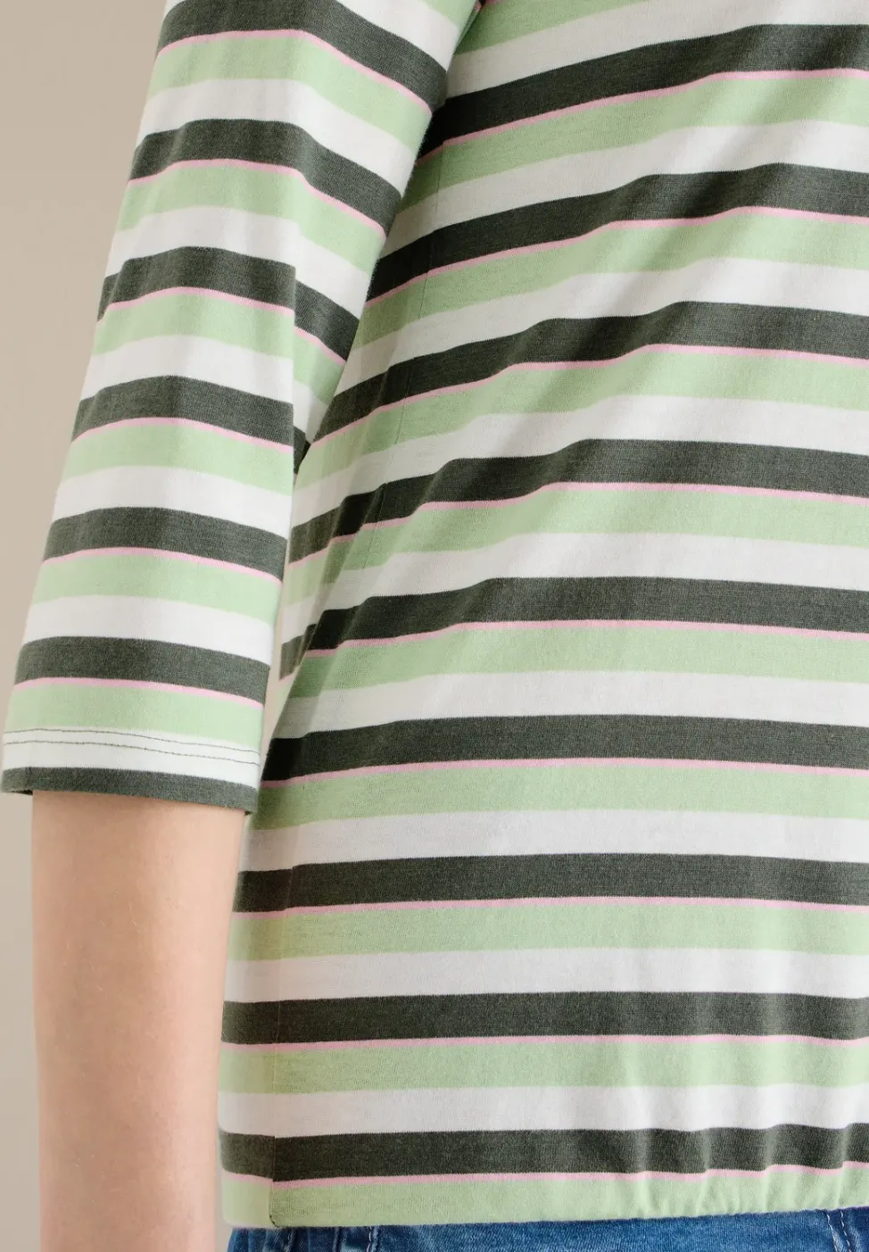 Gestreiftes Shirt
