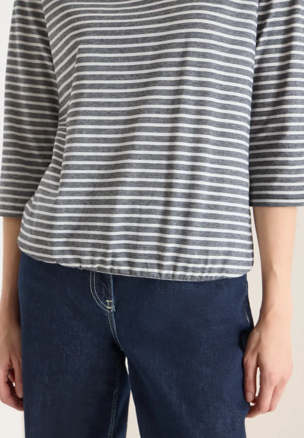 Gestreiftes Shirt