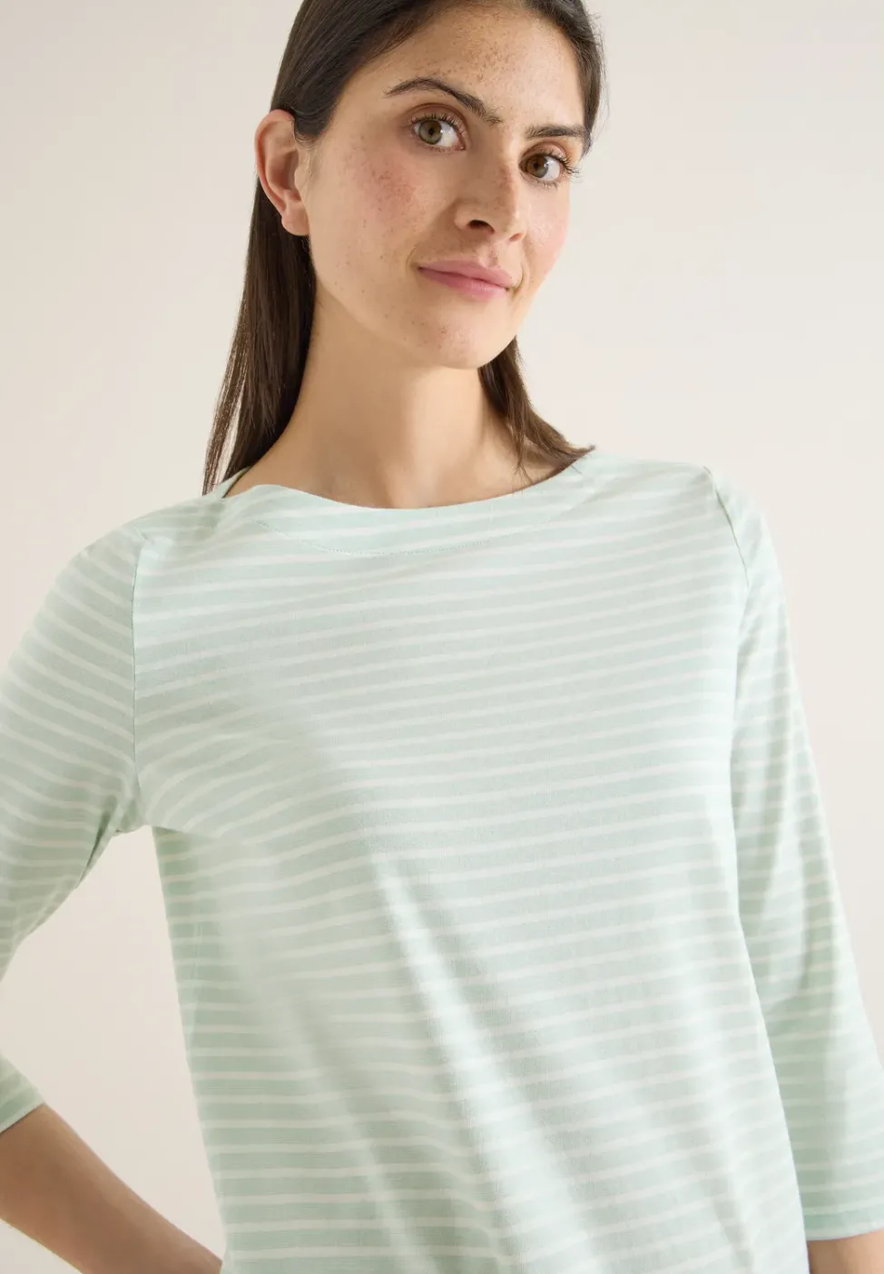 Gestreiftes Shirt