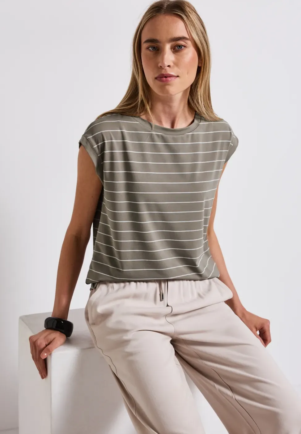 Gestreiftes Shirt