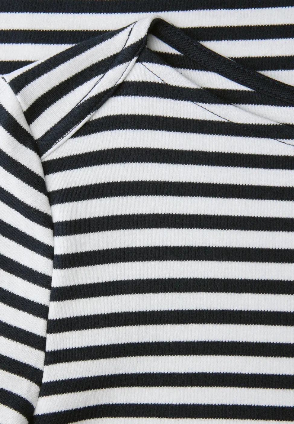 Gestreiftes T-Shirt