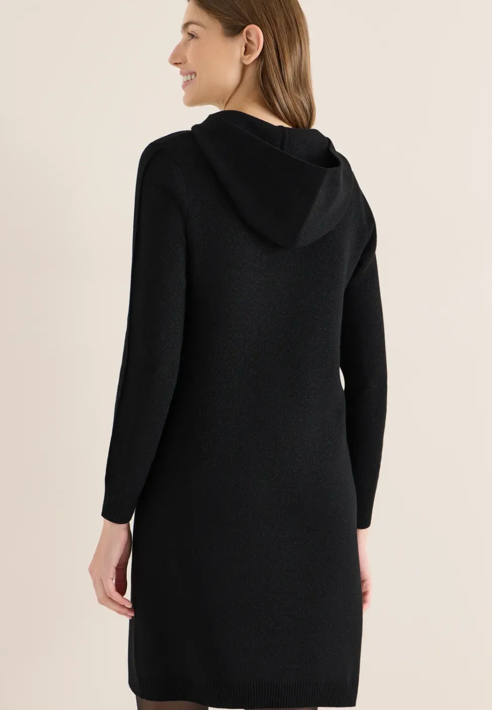 Glitzerkleid mit Kapuze